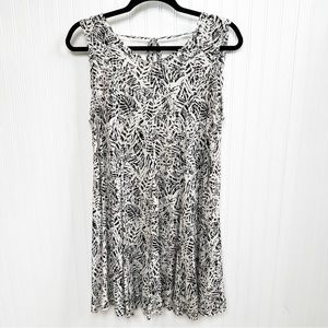 Ecote Cream & Black Tropical Leaf Print Sleeveless Trapeze Dress Size Small